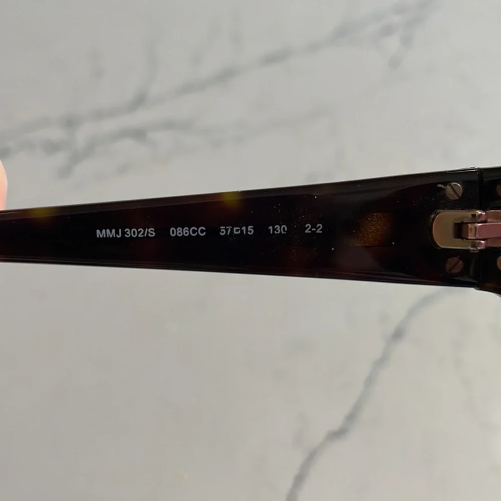 Marc by Marc Jacobs Sunglasses + Case - Picture 5 of 5